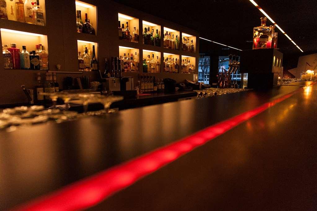 伊格里湖商务酒店 安特拉格里 餐厅 照片
